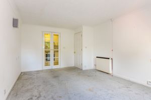 LOUNGE- click for photo gallery